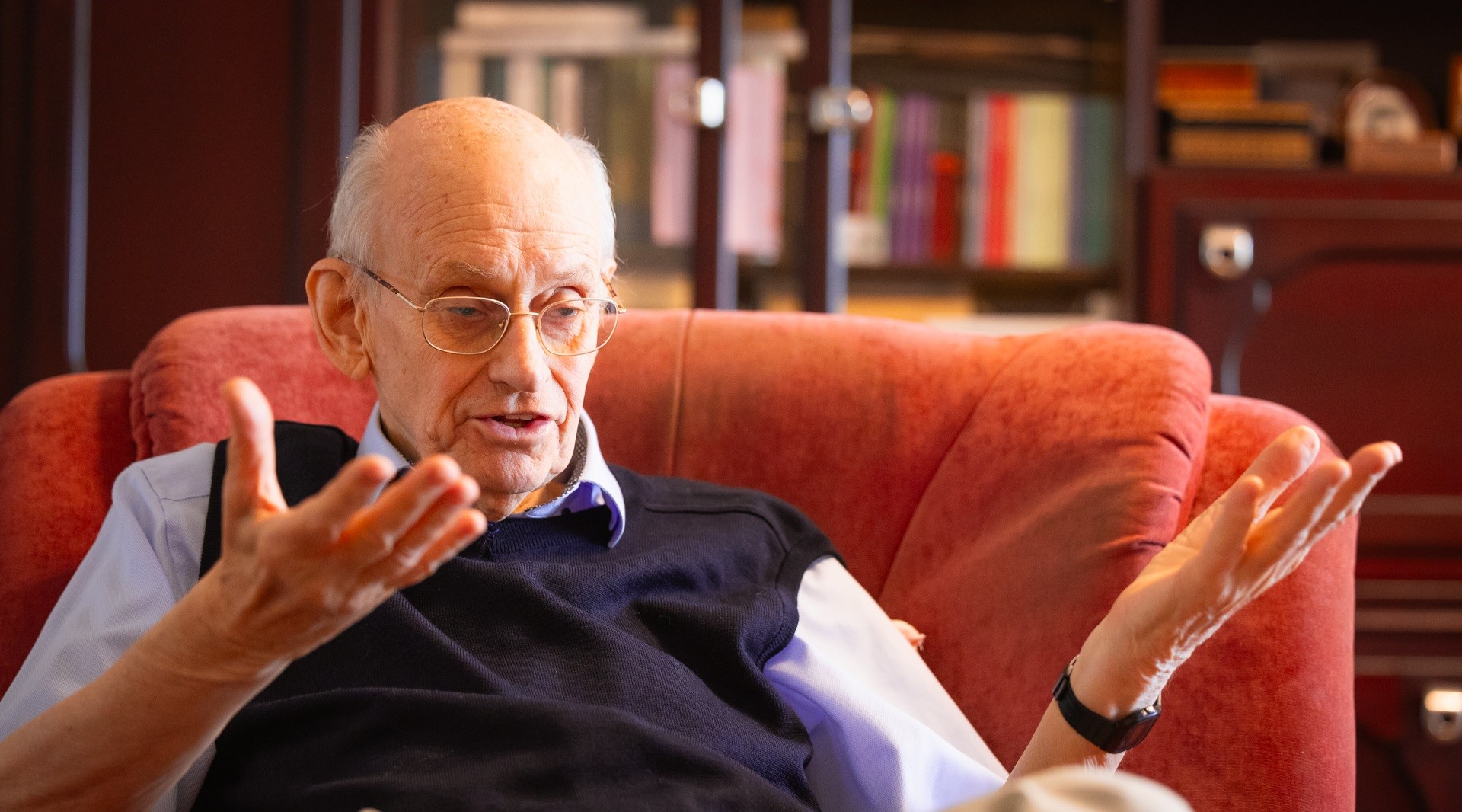 Prof. Dr. Gallé László. Fotó: Kovács-Jerney Ádám Prof. Dr. Gallé László. Fotó: Kovács-Jerney Ádám